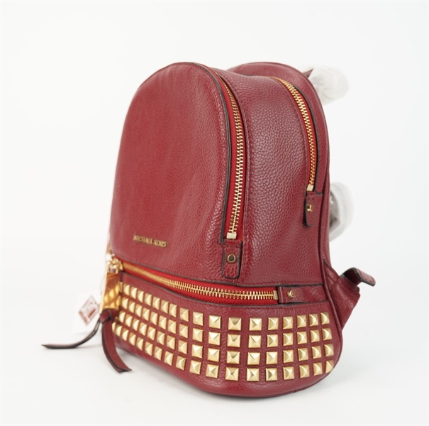 Balo Michael Kors đỏ đính đinh KG+