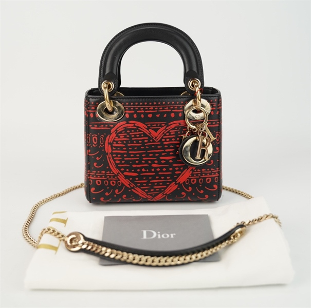 Túi Dior Lady đen vẽ vân đỏ trái tim size mini +