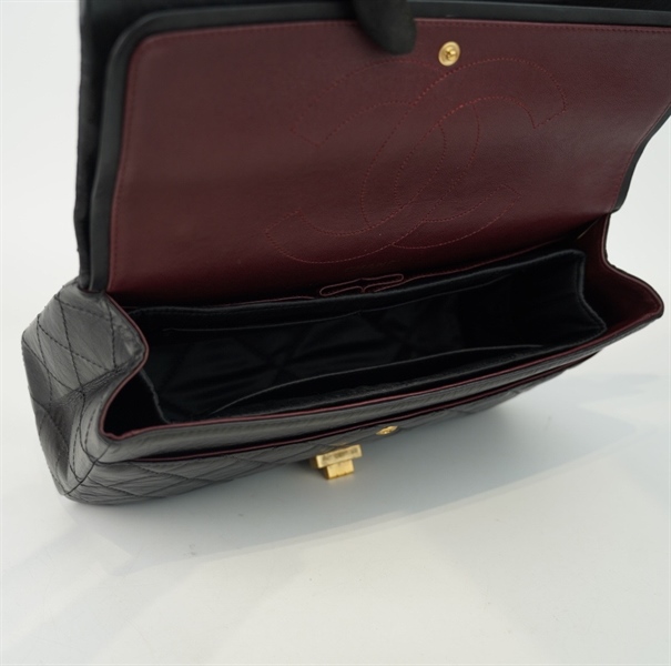 Túi Chanel đen có lót from s31 KG+