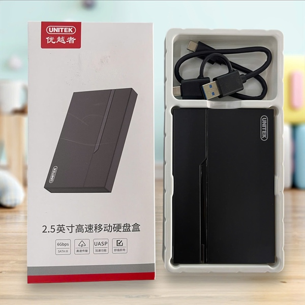 VỎ BOX TYPE C UNITEK S240B (5GB)