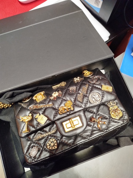 Túi Chanel đen đính đồng xu Size 19 KG+