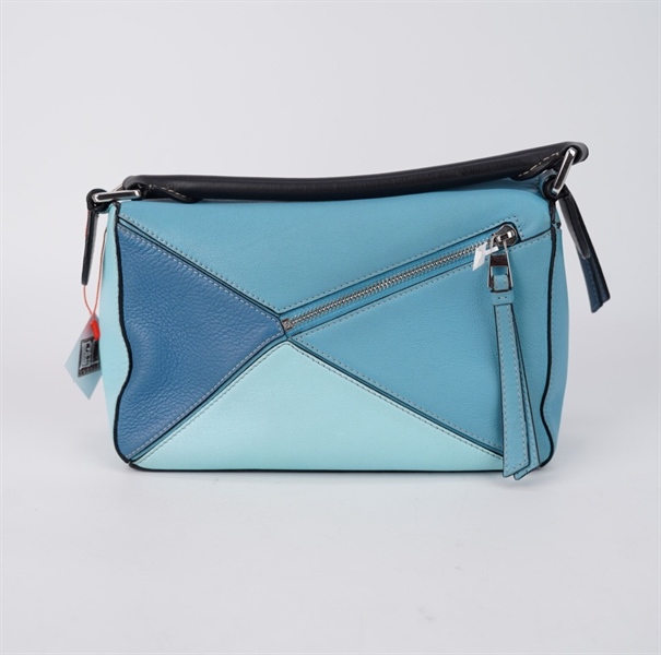 Túi Loewe màu xanh dương size 24 +