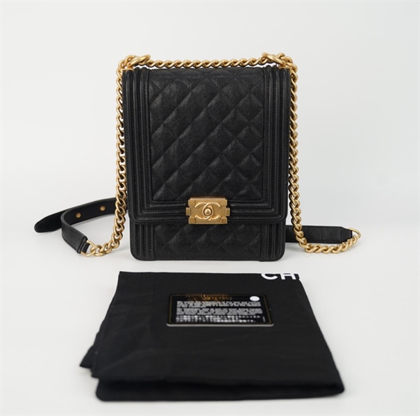 Túi Chanel chữ nhật màu đen size 16 +