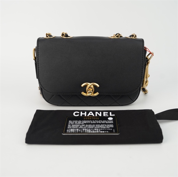 Túi Chanel đen nắp gập ( 28757902) sz19 (HC)+
