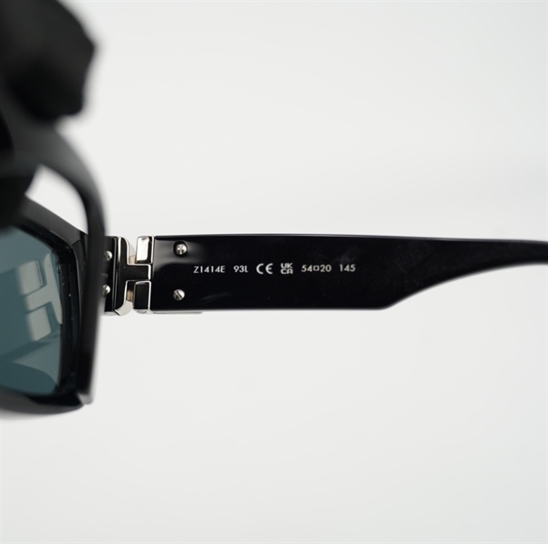 Kính LV Z1414E màu đen +