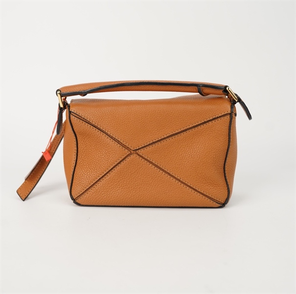 Túi Loewe màu nâu nhạt size 17+