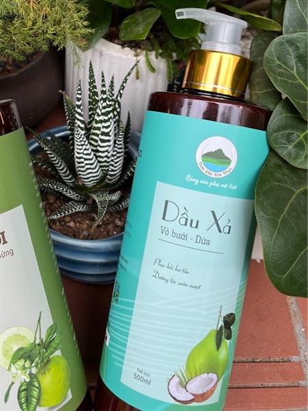 DẦU XẢ KIM NHAN VỎ BƯỞI - DỪA