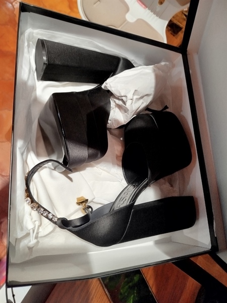 Giày Versace cao gót đen - A Long live(HP-G441)