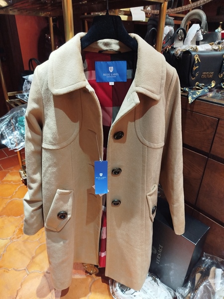 Áo khoác Blue Label nâu dài- A Long live (HP-A1001)