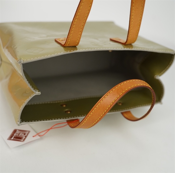 Túi LV màu xanh bóng size 22 KG+