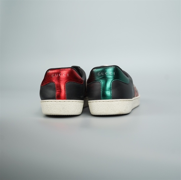 Giày GG đen con rắn đỏ size 7 (BQ) KG+