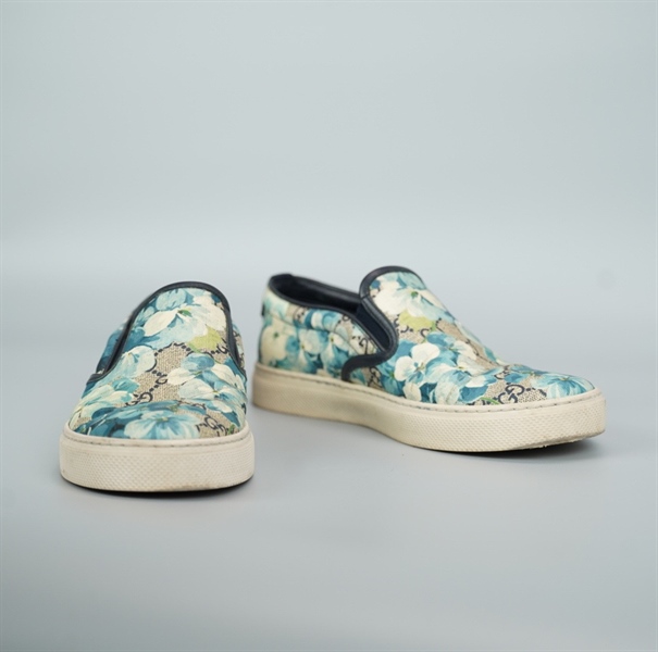 Giày GG hoa xanh size 6 (BQ) KG+