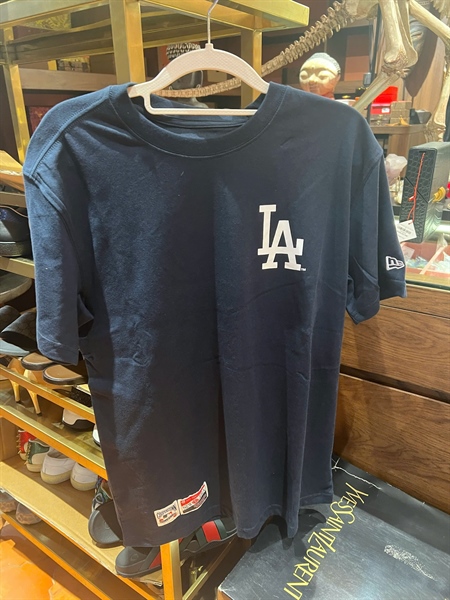 Áo thun LA xanh đen sz M - A Long live