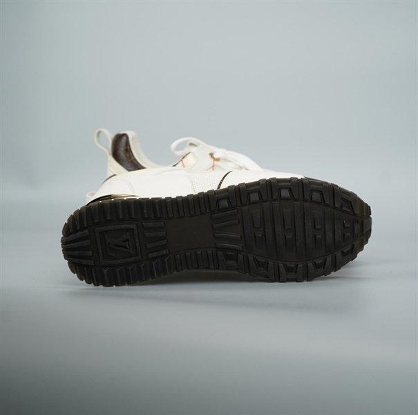 Giày LV trắng viền hoa nâu size 37 (BQ) KG+