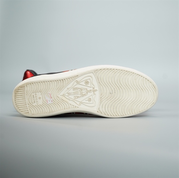 Giày GG đen con rắn đỏ size 7 (BQ) KG+