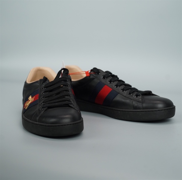 Giày GG đen con ong size 8 (BQ) KG+