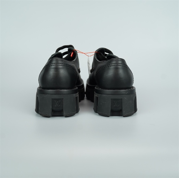 Giày LV đen size 6 (BQ) KG+