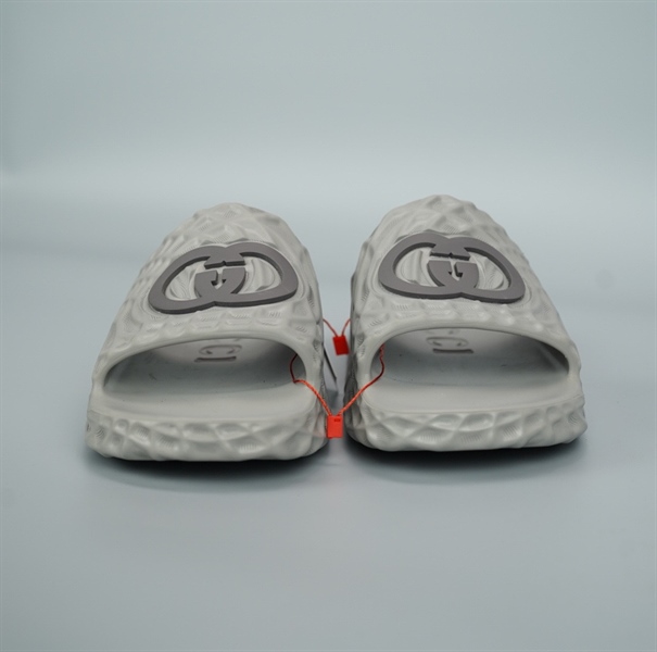 Dép GG màu xám size 8 (BQ) KG+