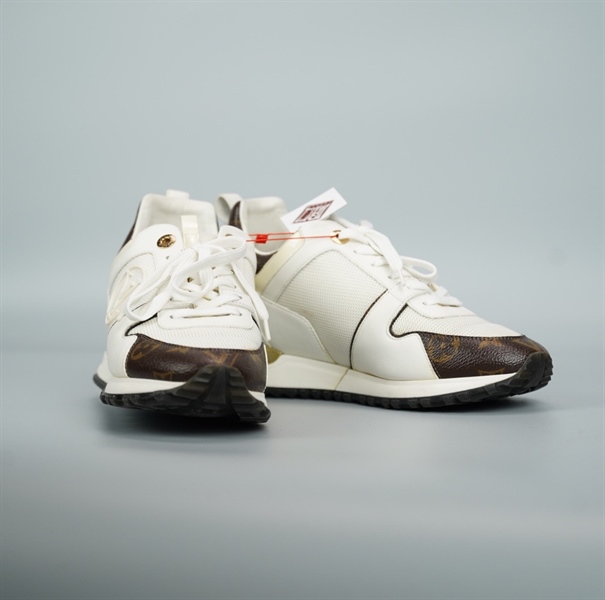 Giày LV trắng viền hoa nâu size 37 (BQ) KG+