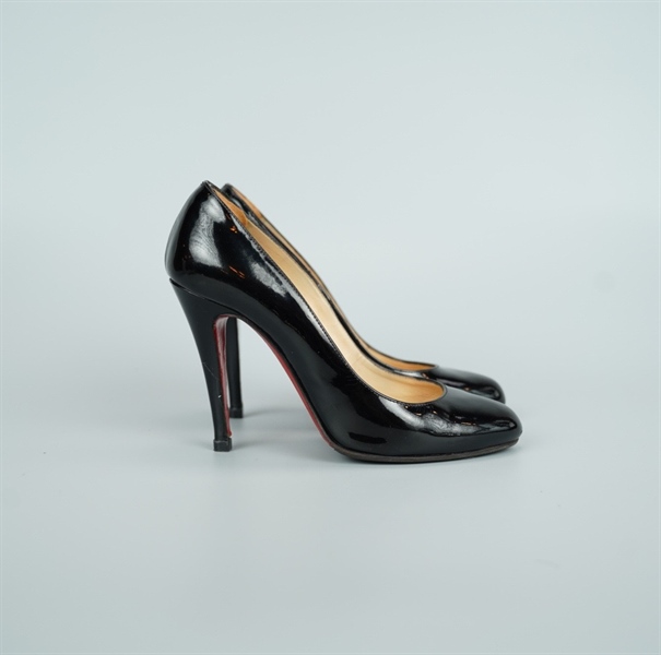 Giày Christian Louboutin đen bóng cao 10p size 35 1/2 (BQ) KG+