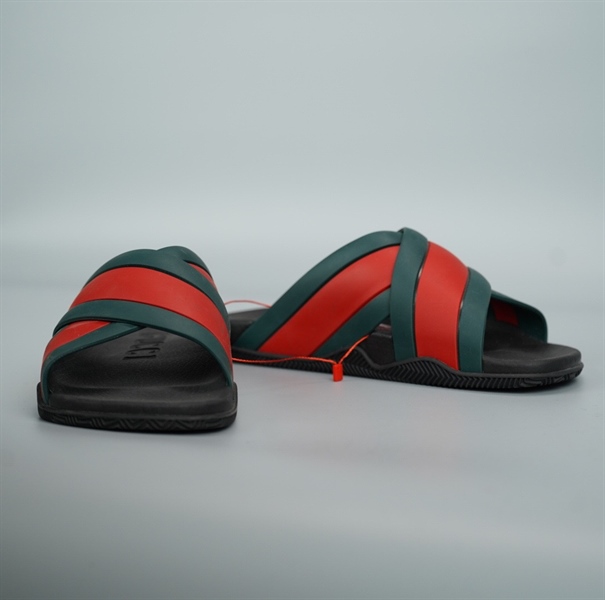 Dép GG đen quai sọc size 39 (BQ) KG+