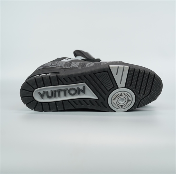 Giày LV đen size 8 (BQ) KG+