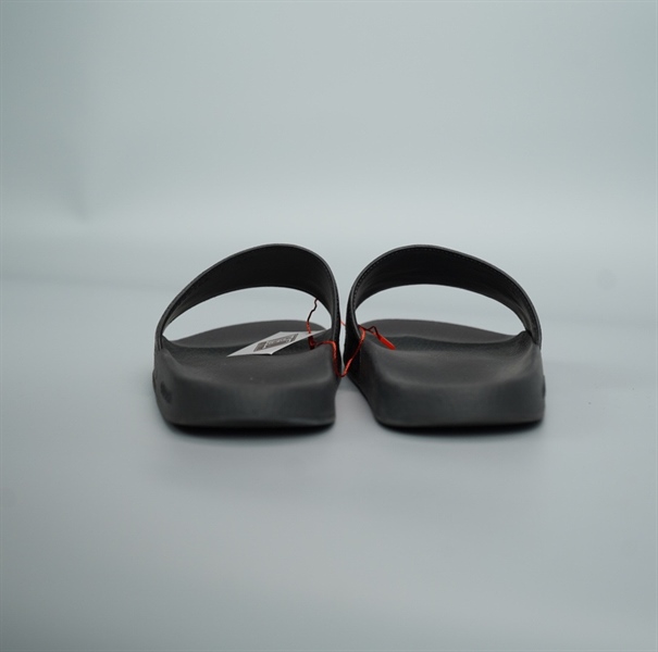 Dép GG đen size 7 (BQ) KG+