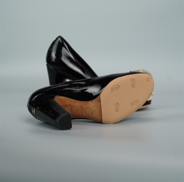 Giày Chanel đen hoa trắng size 36 cao 10p (BQ) KG+