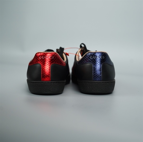 Giày GG đen con ong size 8 (BQ) KG+