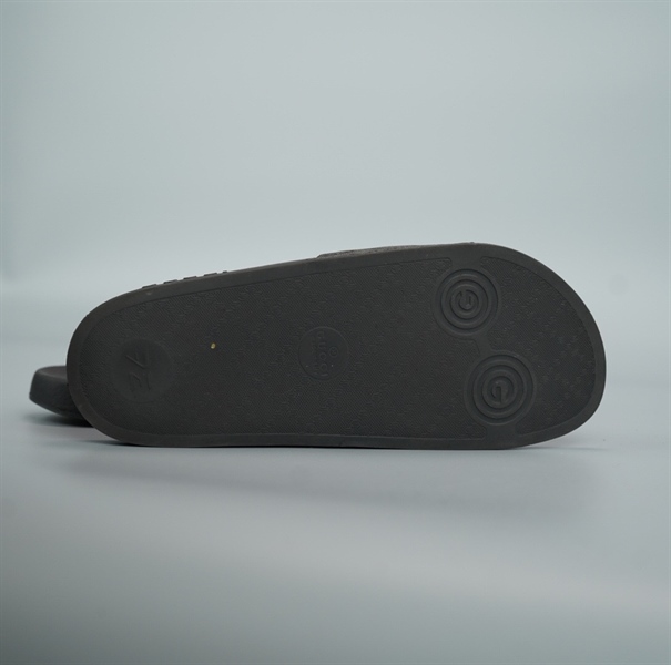 Dép GG đen size 7 (BQ) KG+