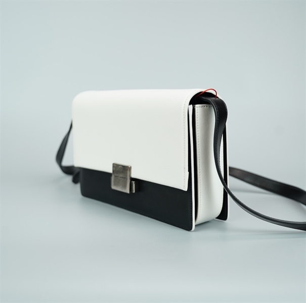 Túi YSL chữ nhật trắng đen size 24 KG+