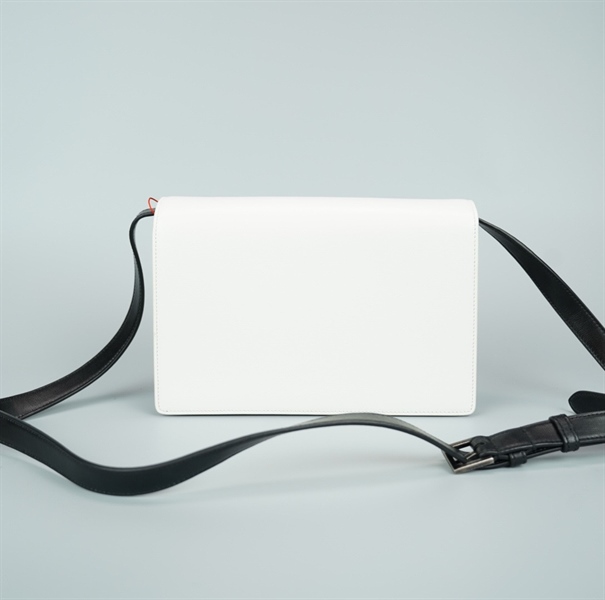 Túi YSL chữ nhật trắng đen size 24 KG+