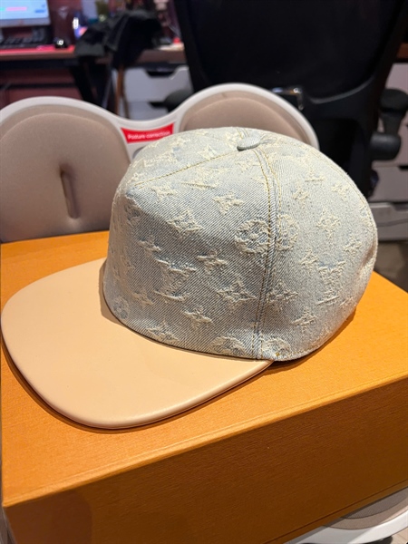 Nón LV xanh jean lưỡi trai (BQ) KG+