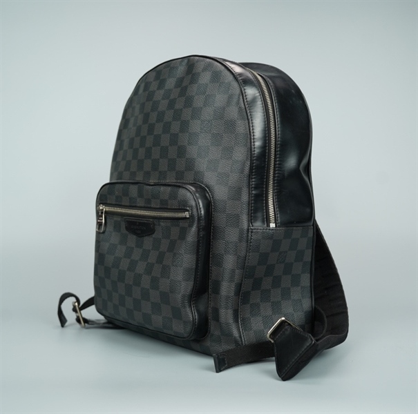 Balo LV ô vuông đen KG+