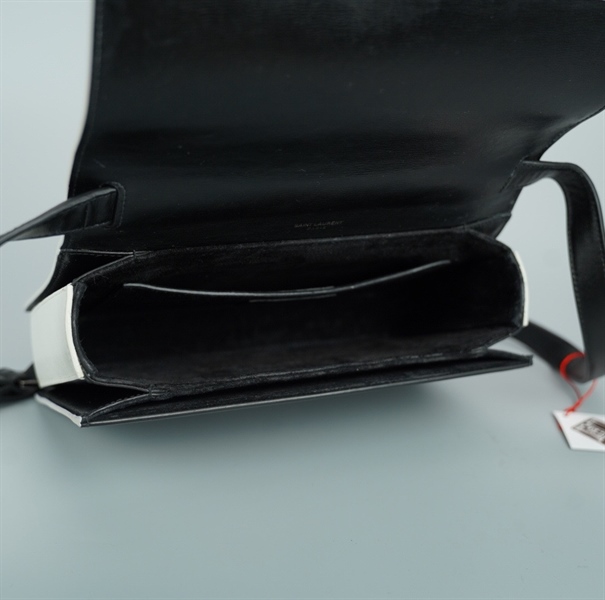 Túi YSL chữ nhật trắng đen size 24 KG+