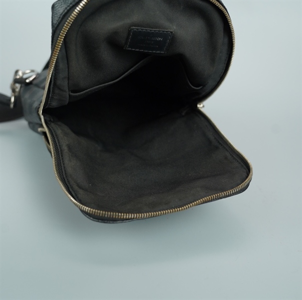 Túi LV đeo chéo ô vuông đen size 20 KG+