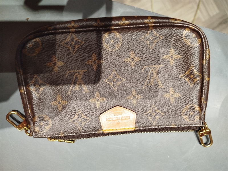 Túi LV hoa nâu size 18 (TB) +