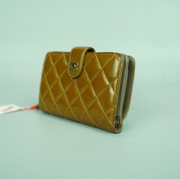 Ví Chanel nâu bóng gập 2 (BQ) KG+