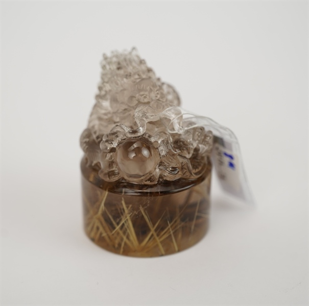 Ấn rồng thạch anh tóc vàng 746835 +