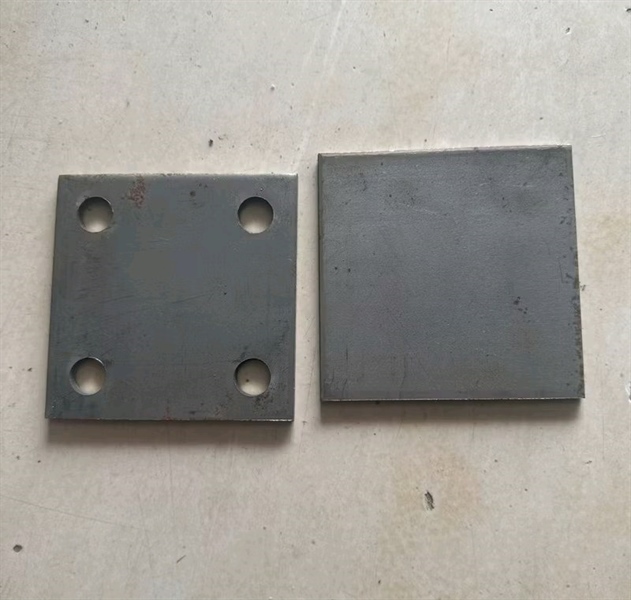 Bản mã vuông không lỗ 1t5