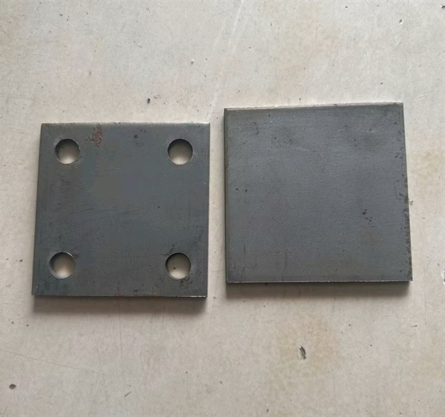Bản Mã vuông không lỗ 1t2