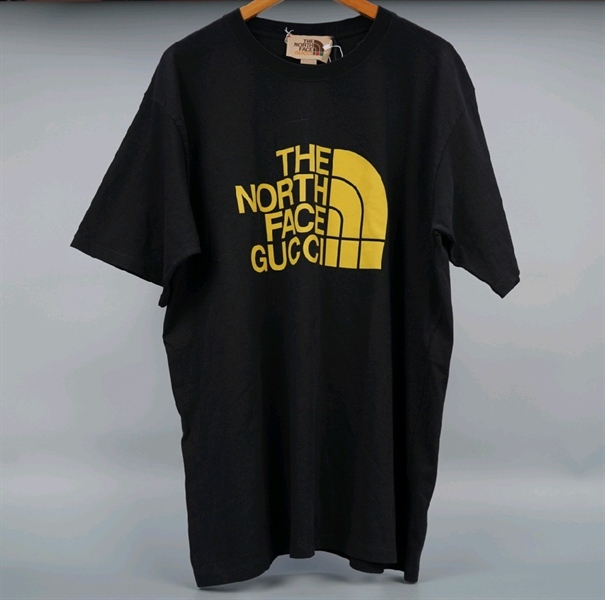 Áo thun GG đen chữ vàng (BQ) KG+