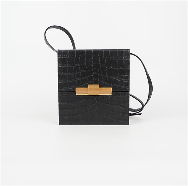 Túi Bottega hộp màu đen size 18 (HC) +