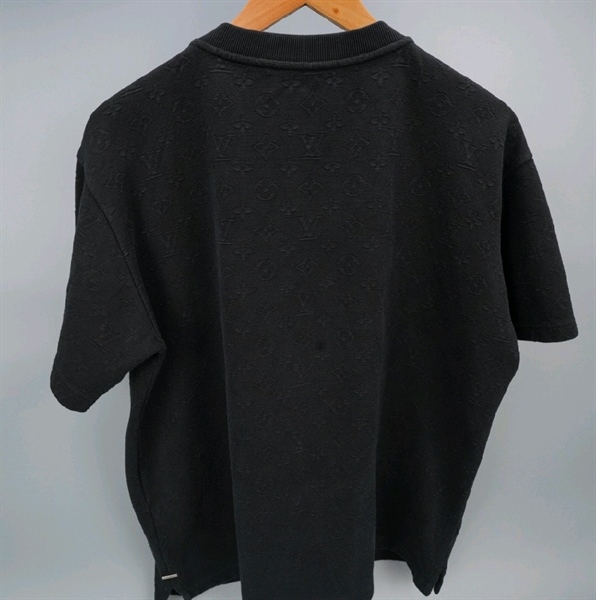 Áo thun LV đen (BQ) KG+