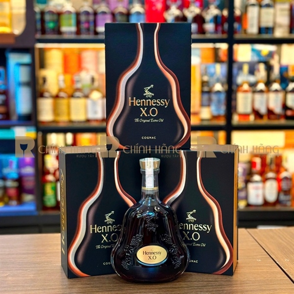 Hennessy XO Mid Autumn Festival (Lễ Hội Trung Thu) 700 ml - hình mô tả 2