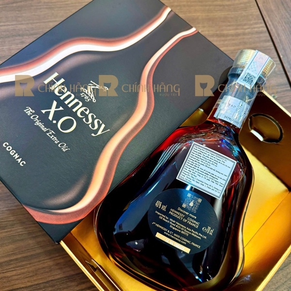 Hennessy XO Mid Autumn Festival (Lễ Hội Trung Thu) 700 ml - hình mô tả 2