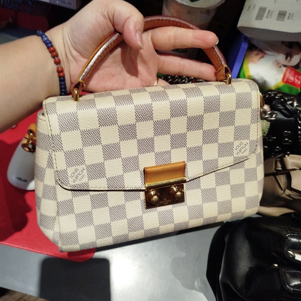 Túi LV Cluny ô vuông xám size 23 (TB) +