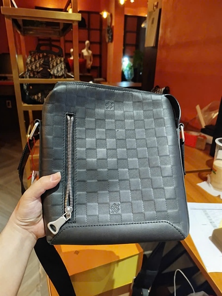 Túi LV đeo chéo zip đứng 20cm (BQ) KG+