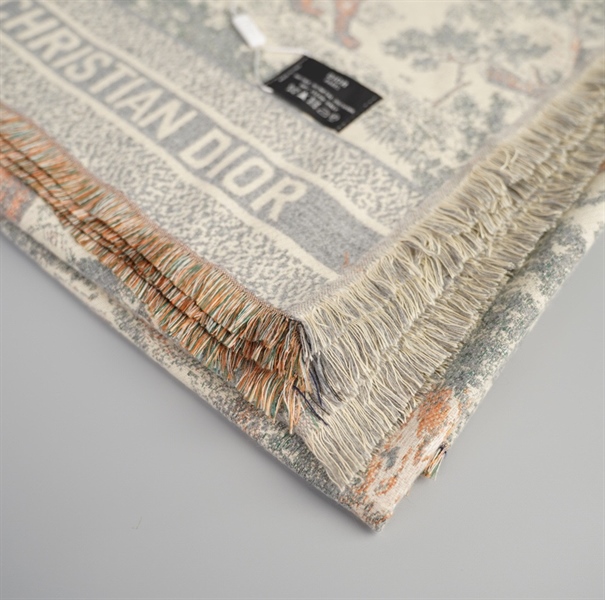 Khăn Dior xám rừng xanh ++