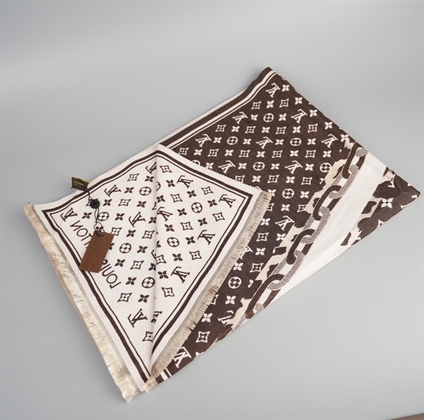 Khăn LV nâu đen ++